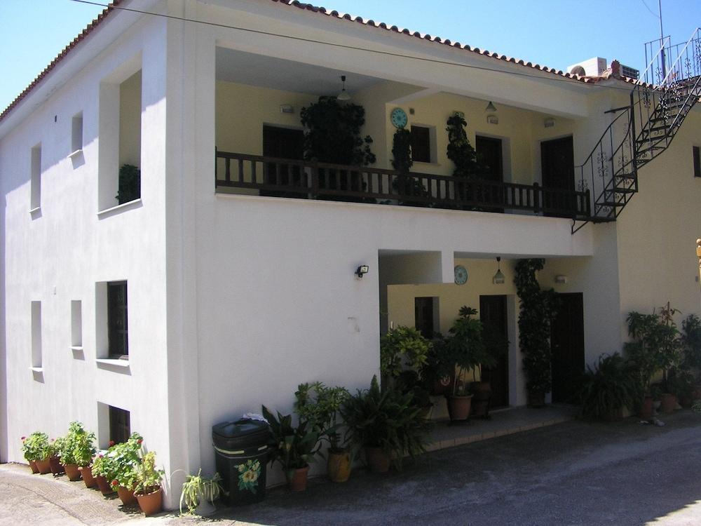 Aris Junior Studio & Apartments Neo Klima Exterior foto